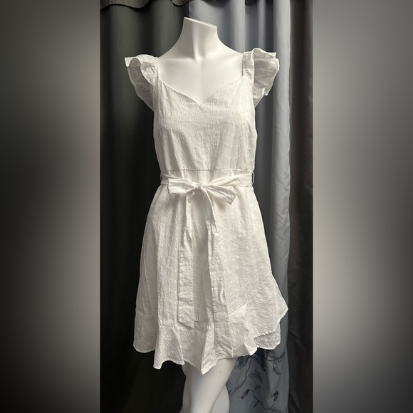 Live to be Spoiled Dresses & Skirts - 🥰 Juniors' Live To Be Spoiled Sleeveless Eyelet Faux Wrap Skater Dress, size L